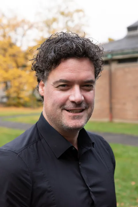 Porträtfoto von Prof. Dr. Thomas Hennemann